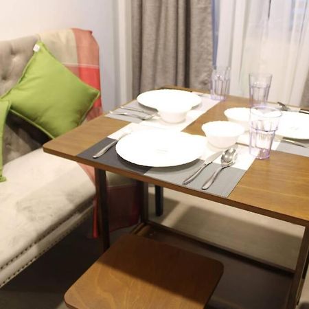 A2J Luxury Bgc Balcony Suite Near Sm Aura Taguig 마닐라 외부 사진