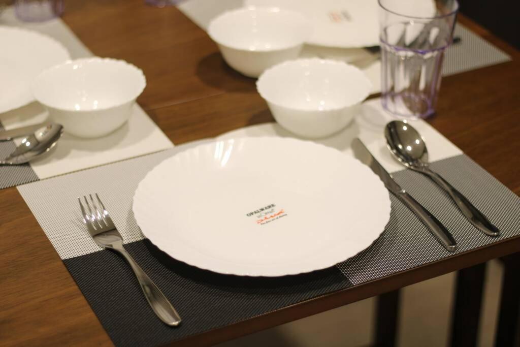A2J Luxury Bgc Balcony Suite Near Sm Aura Taguig 마닐라 외부 사진