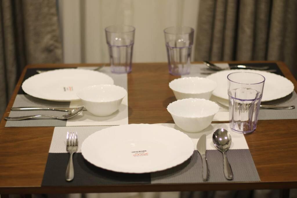 A2J Luxury Bgc Balcony Suite Near Sm Aura Taguig 마닐라 외부 사진